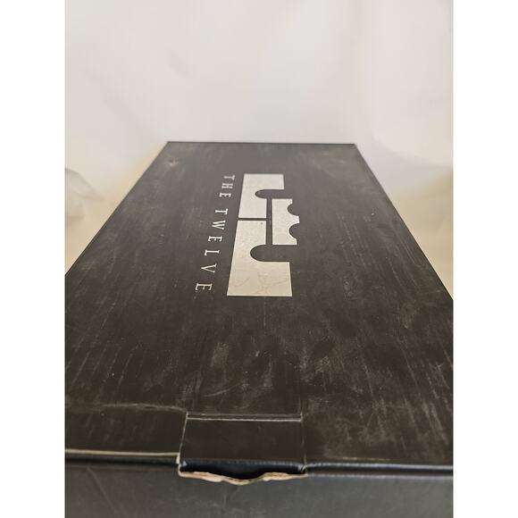 Nike sneaker, LeBron 12, XII Low Mens University Red. w/ OG Box Size 10.5 - Picture 10 of 10